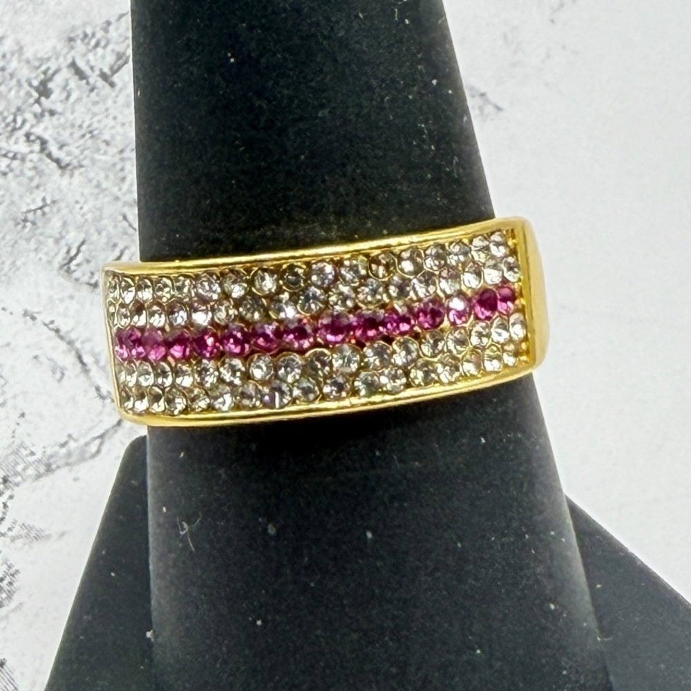 Pink Rhinestone Band Ring Stainless Steel High Sparkle Gold Tone Size 8.5 VIDEO